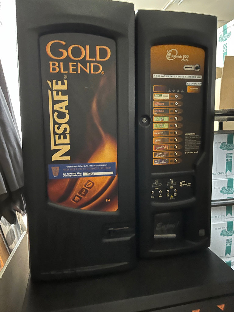 Refresh Auto 700,Hot Drinks 73mm Incup vending machine 