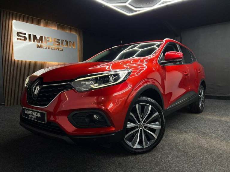 2020 Renault Kadjar 1.3 TCe Iconic SUV 5dr Petrol Manual Euro 6 (s/s) (140 ps) HATCHBACK Petrol M...