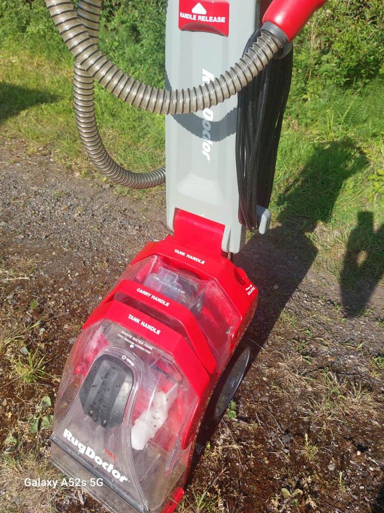 Rug doctor carpet cleaner 