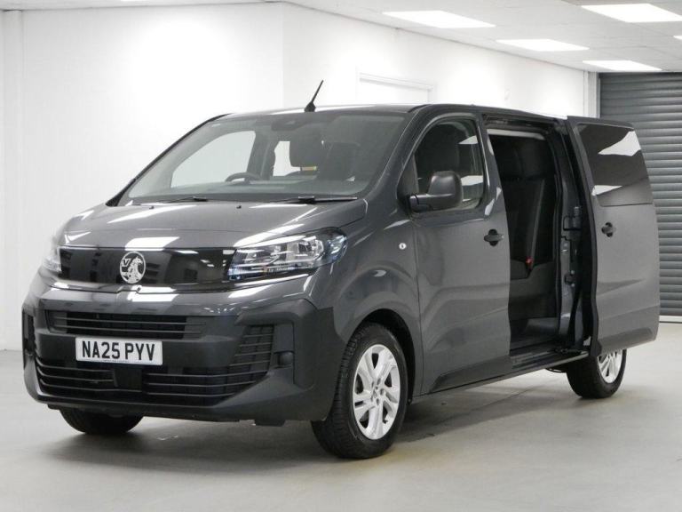 2025 VAUXHALL VIVARO 2.0 TURBO D 145 BHP XL LONG PRIME CREWCAB 6 SEAT ( NO VAT )