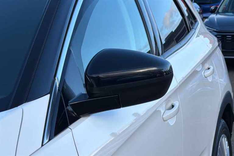 2019 Vauxhall Grandland X 1.5 Turbo D Sport Nav 5dr HATCHBACK DIESEL Manual