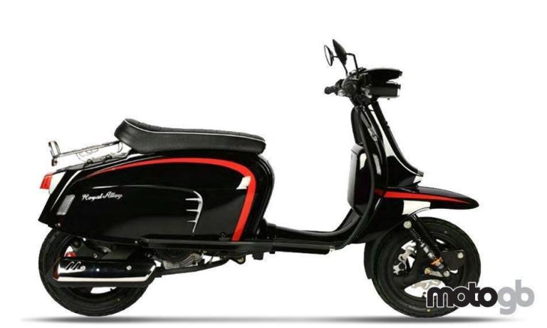 ROYAL ALLOY GT 125cc A Modern Classic Retro Automatic Moped Scooter