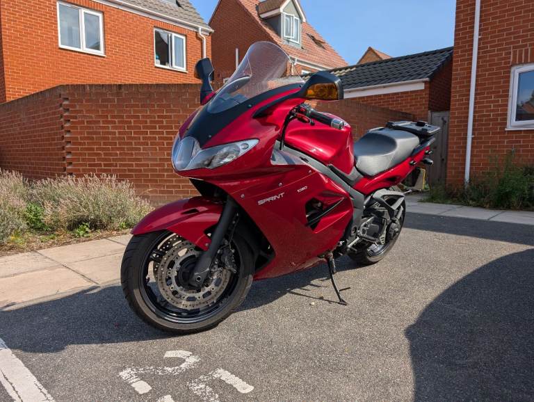 Triumph Sprint GT 1050 SE