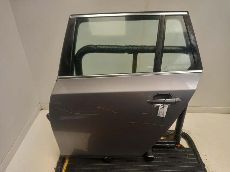 Bmw 5 Series Left Rear Door N/S 2003-2010 Spacegrau Metallic (A52) 5 Door Estat