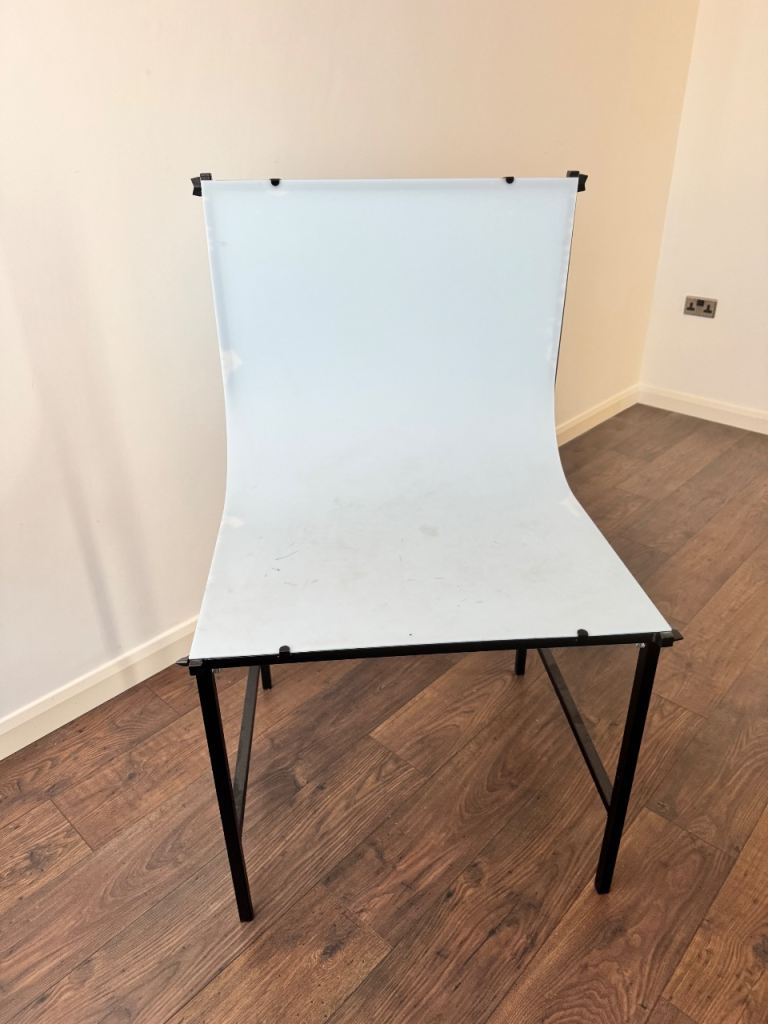 Photography lighting table 