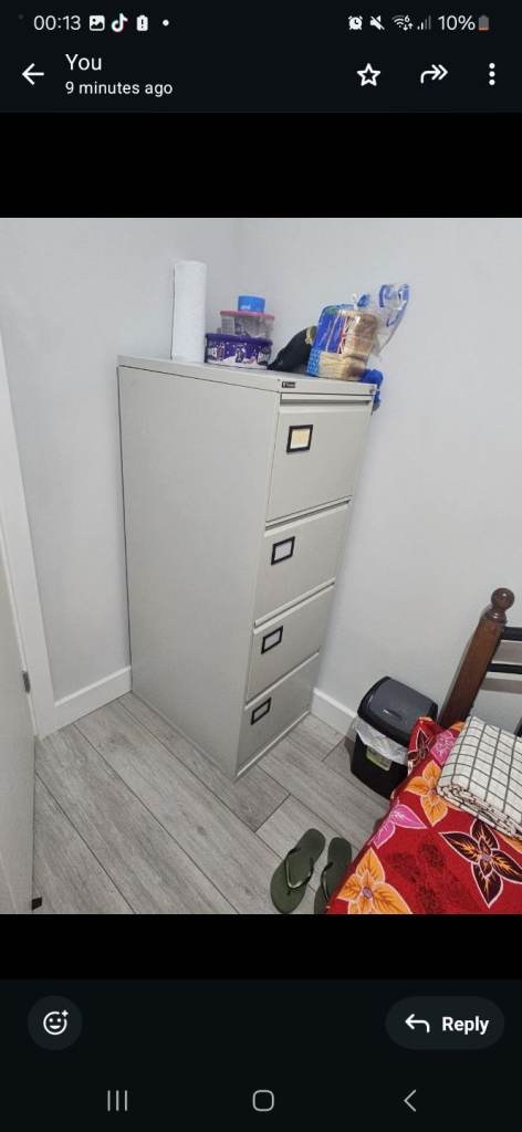 One semi double room for rent 