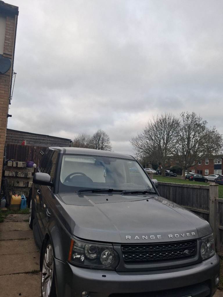 Range rover sport breaking 