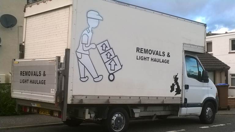 Removals - Man and Van Services - 7 days a week - open until 8 pm.