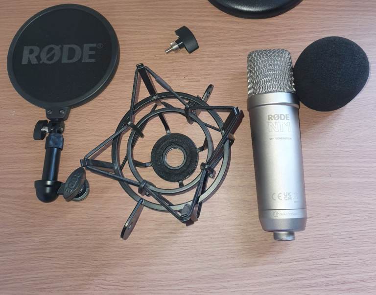 New Rode NT1 5th Generation Microphone set 