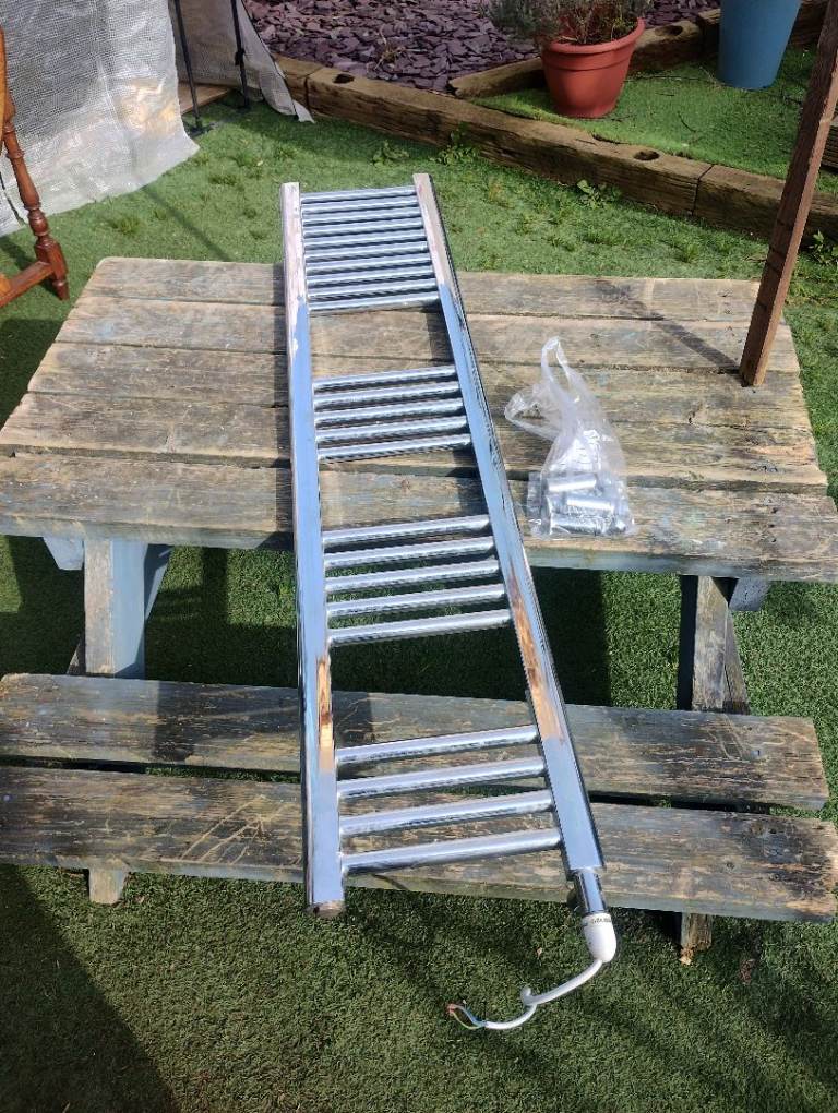 Bathroom Heated Towel Rail Radiator 