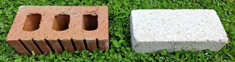 BRICKS FOR SALE APPROX 200 OF EACH ON PALLETS COLLECTION ONLY