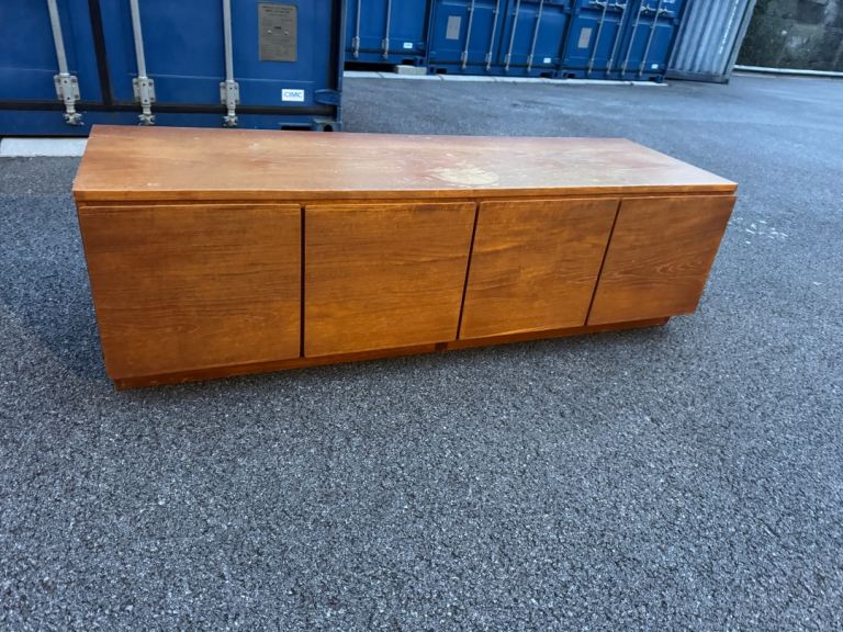 vintage sideboard possible delivery