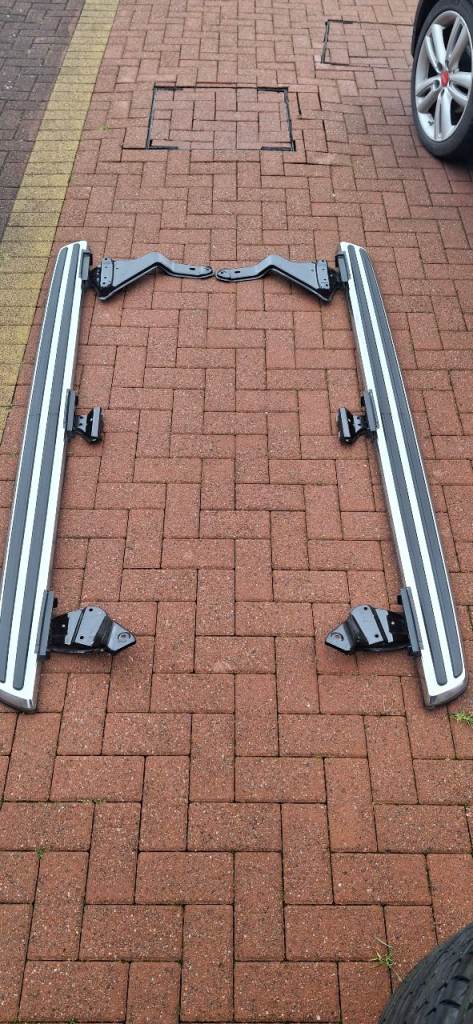 Genuine Audi Q5 / SQ5 running boards, side steps