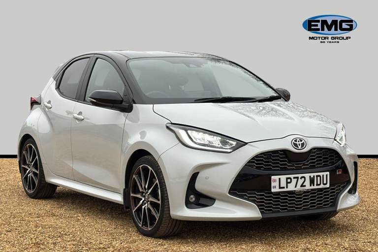  Toyota Yaris 1.5 Vvt H Gr Sport Hatchback 5dr Petrol Hybrid E CVT Euro 6 s/s