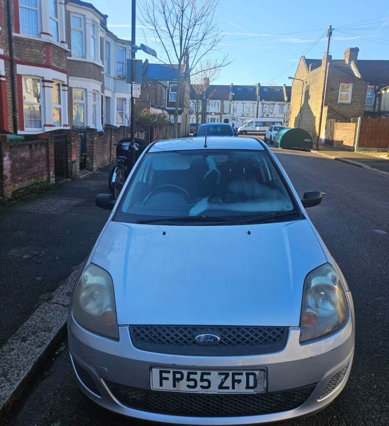 Ford fiesta automatic petrol ulez free 1 years MOT 