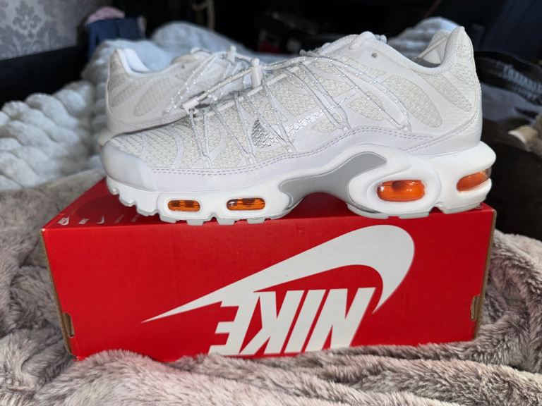 Nike air max plus utility size 5 