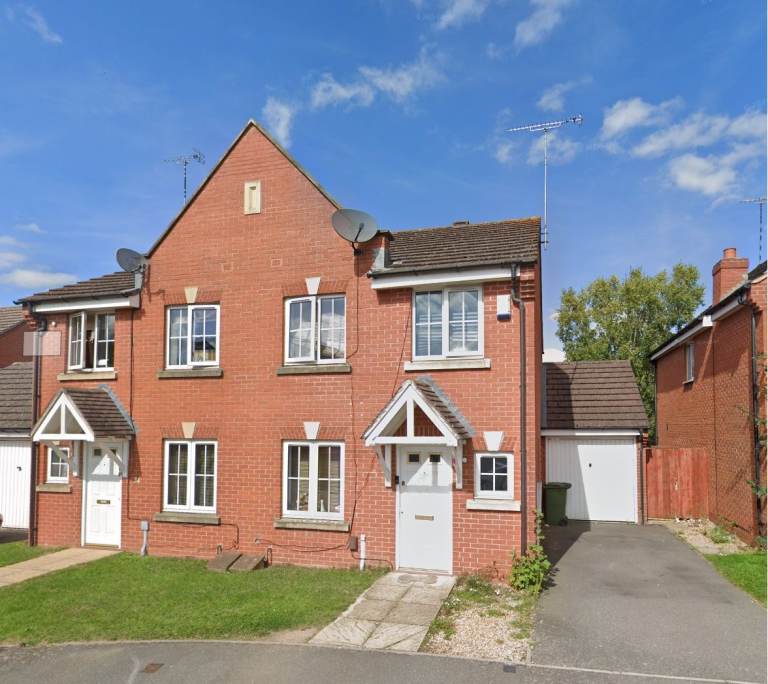 3 Bed Semi-Detached House, Aqua Place, CV21 1BY