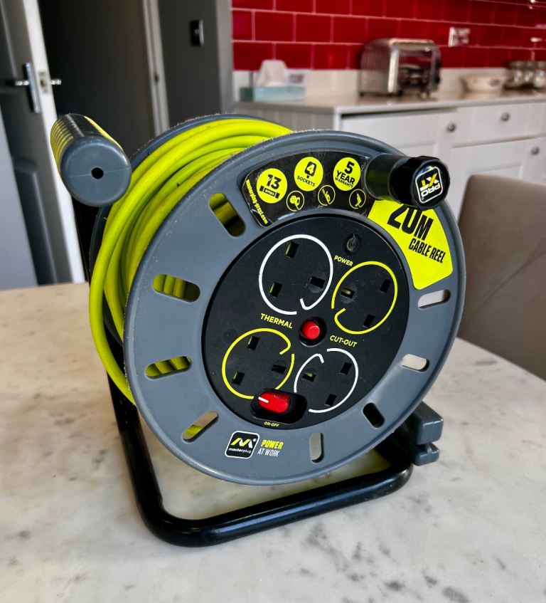 Masterplug 13A Pro-XT 4 Socket Open Reel High Visibility Cable - 20m