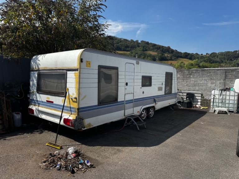 Hobby caravan spear or repairs selling as a project 
