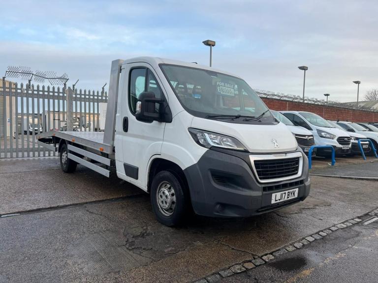 2017 Peugeot Boxer 2.0 BlueHDi Chassis Cab 130ps CHASSIS CAB DIESEL Manual