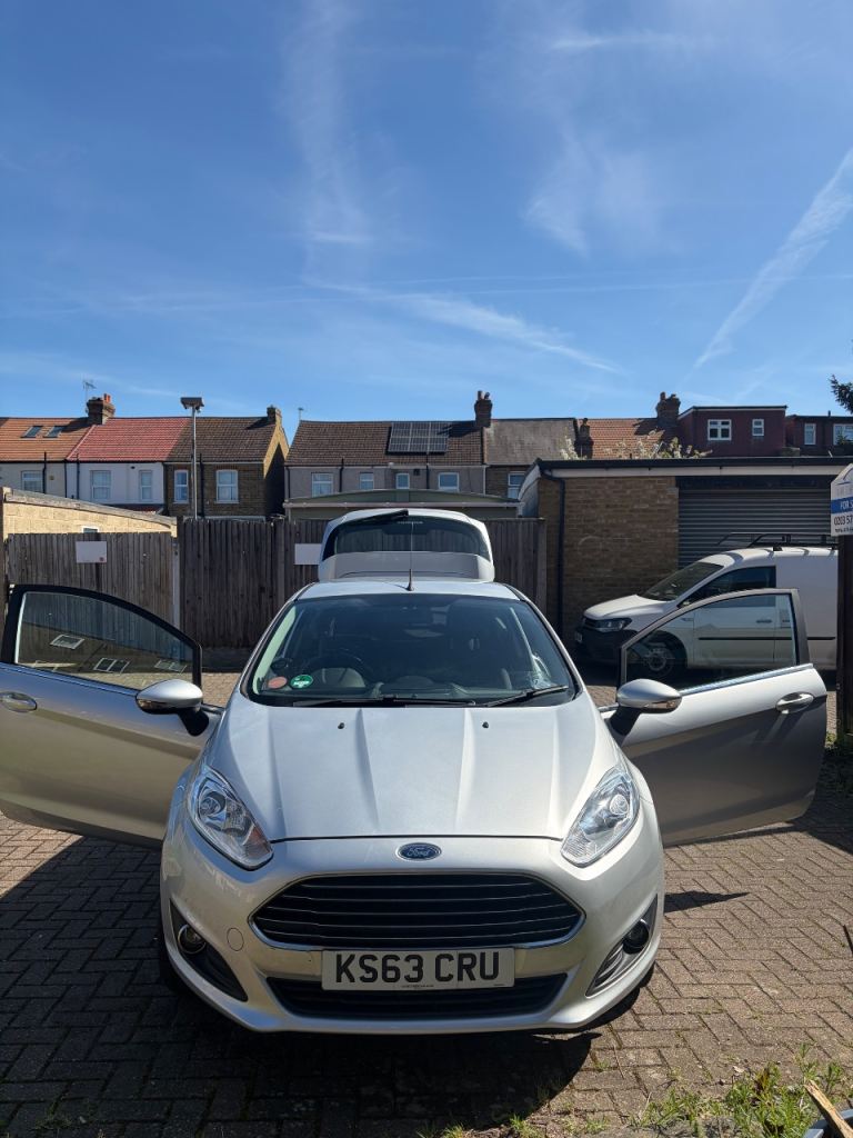Ford, FIESTA, Hatchback, 2013, Manual, 998 (cc), 3 doors