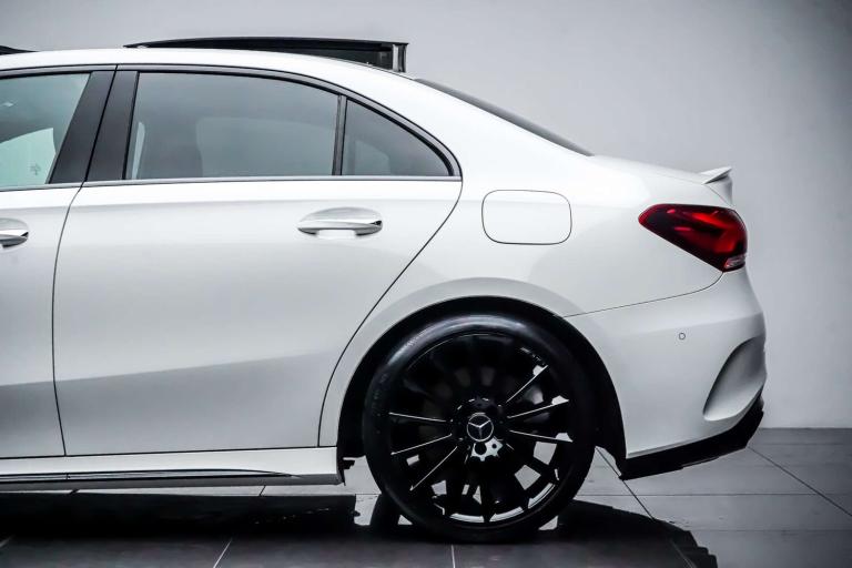 2020 Mercedes-Benz A-Class A35 4Matic Premium Plus 4dr Auto SALOON PETROL Automatic