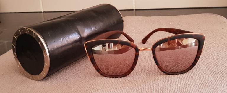 Sunglasses BVLGARI Sunglasses with case