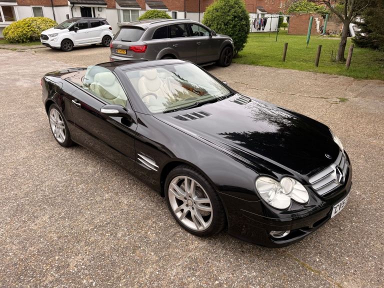 2008 Mercedes-Benz SL500 5.5 V8 – 382BHP one of a kind Convertible £7550