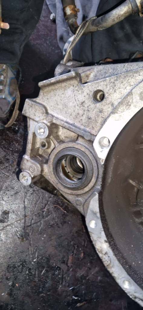 Toyota Avensis 09-15 MK3 T27 Manual 6 Speed Gearbox EB60 