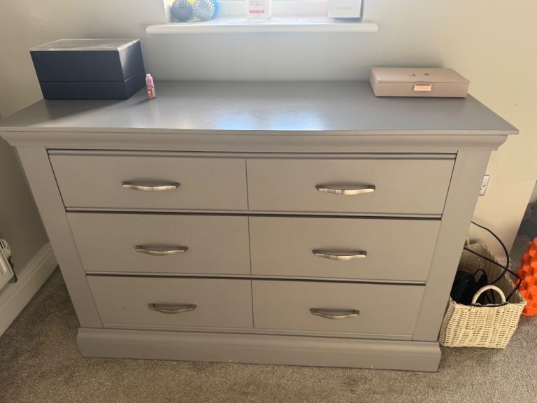image for Solid wood grey chest of drawers 