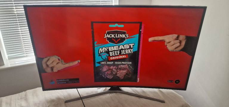 Samsung 55" 4k smart tv _ can deliver