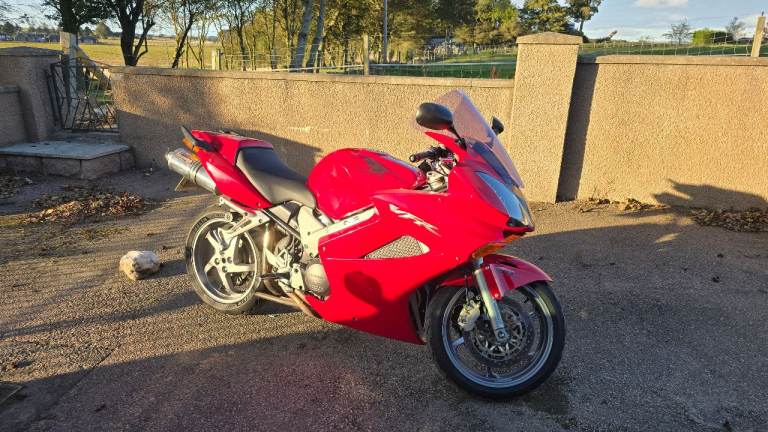 Honda, VFR, 2004, 782 (cc)