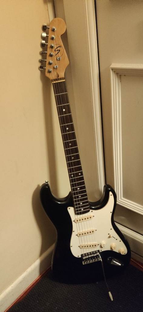 Samick Full size electric guitar For age 12 to adults