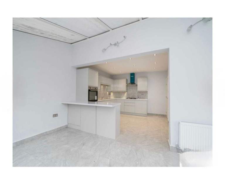 3 bedroom house to rent .
