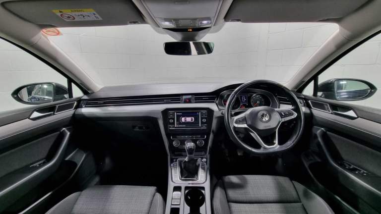2019 Volkswagen Passat Saloon 4dr