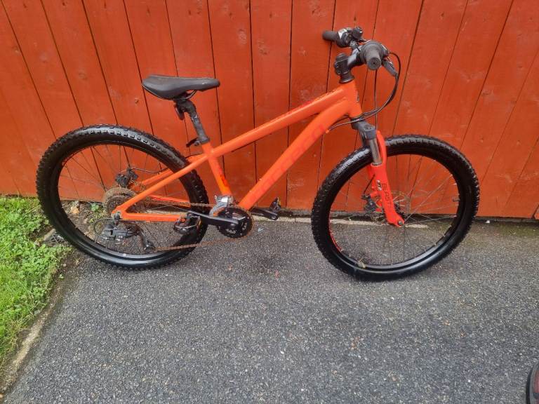 Carrera bike