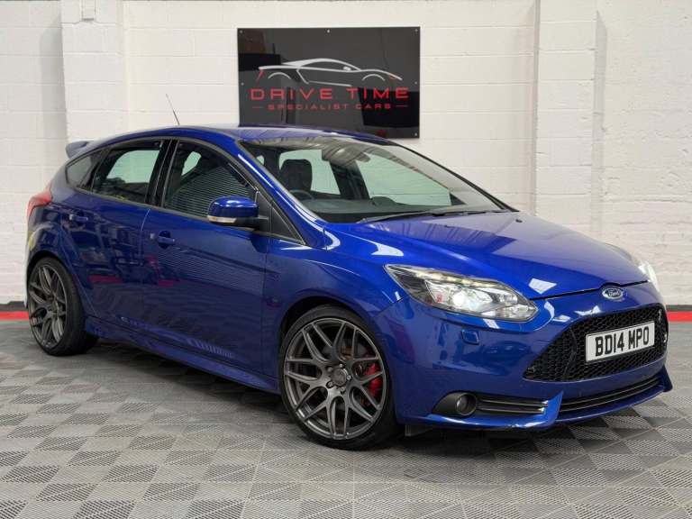 Ford Focus 2.0T EcoBoost ST-3 Euro 5 (s/s) 5dr Petrol Manual