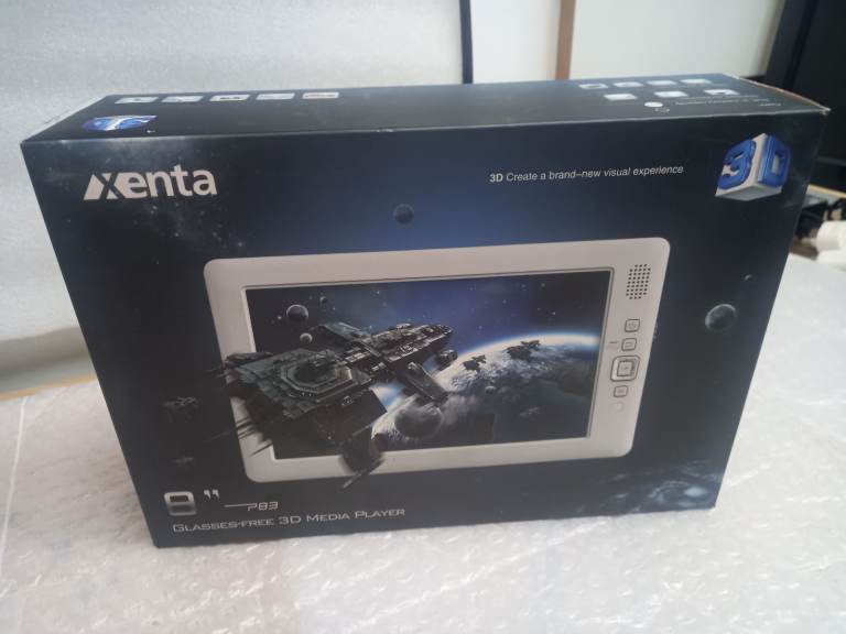 Xenta P83 8" Glasses-Free 3D Media Player - New in Box