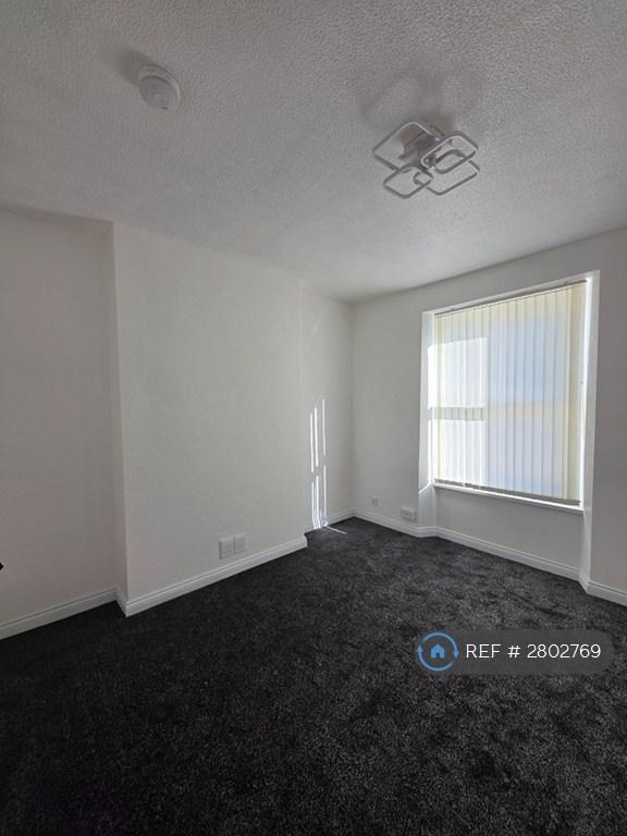 1 bedroom flat in Gff, Plymouth, PL1 (1 bed) (#2802769)