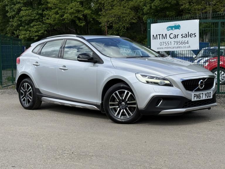 VOLVO V40 CROSS COUNTRY 2.0 Cross Country D2 2017