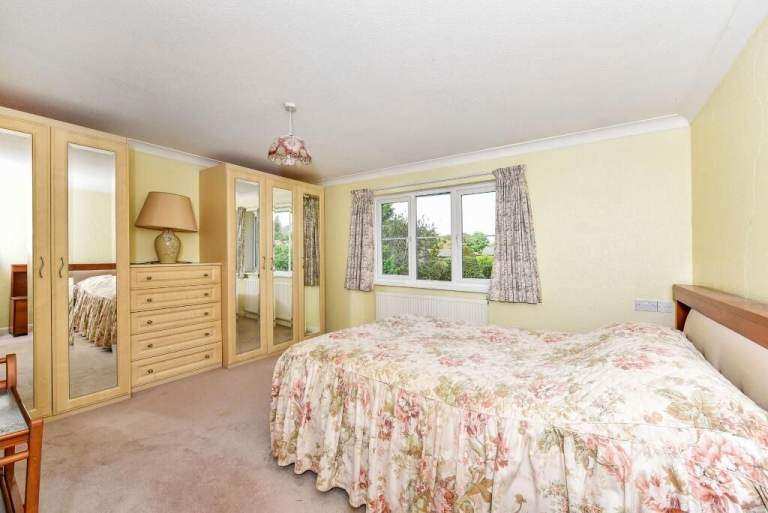 Wren cream wardrobes and chest of drawers can be fitted or freestanding