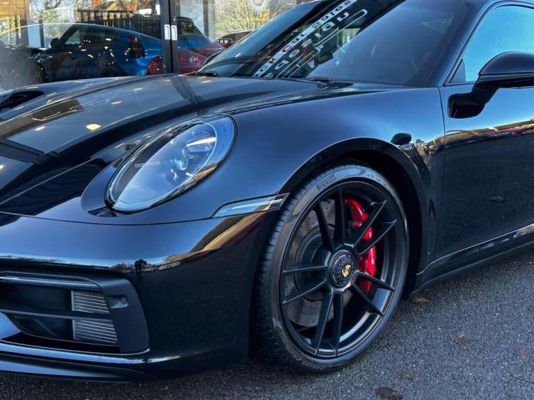 2024 Porsche 911 GTS 2dr PDK COUPE PETROL Automatic