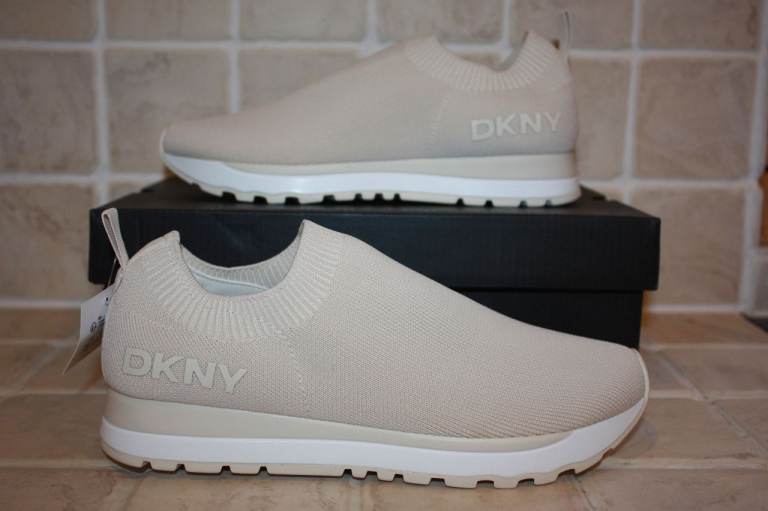 DKNY Jerri Logo Slip On Women's Trainer in Bone Colourway - Women's Size 6