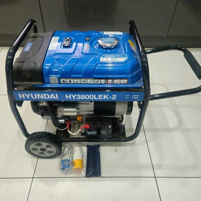 Hyundai Petrol Generator HY3800LEK-2 Electric Starter, 230v/110v, 2YR Warranty