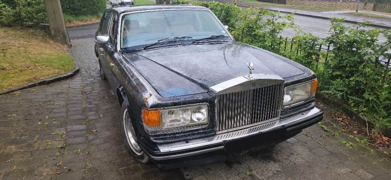 ROLLS ROYCE SILVER SPIRIT 1987 SPARES OR REPAIR 