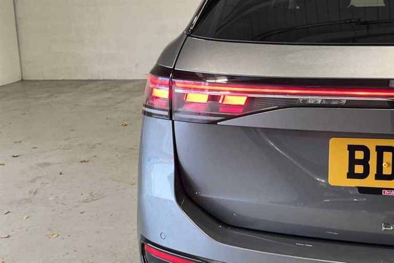 2025 Volkswagen Passat 1.5 eTSI Elegance 5dr DSG ESTATE PETROL Automatic