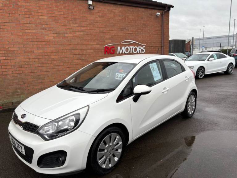  Kia Rio 1.25 2 5dr Petrol