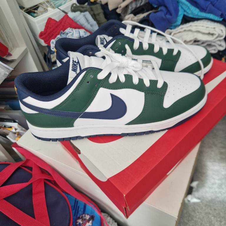 Nike dunks men size 10.5 UK