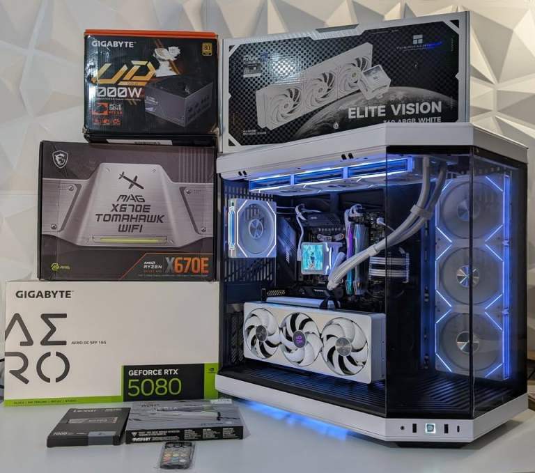  Ryzen 7 9800x3d RTX 5080 32GB DDR5 Gaming PC