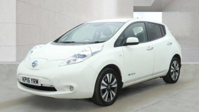 NISSAN LEAF 24kWh Tekna Electric Automatic White 5dr LOW TAX+LEATHER+SATNAV 2015